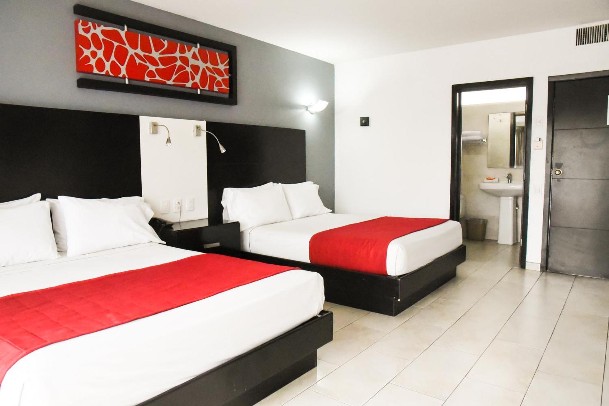 Hotel Expo Plaza Business And Family Guadalajara Zapopan Exterior photo