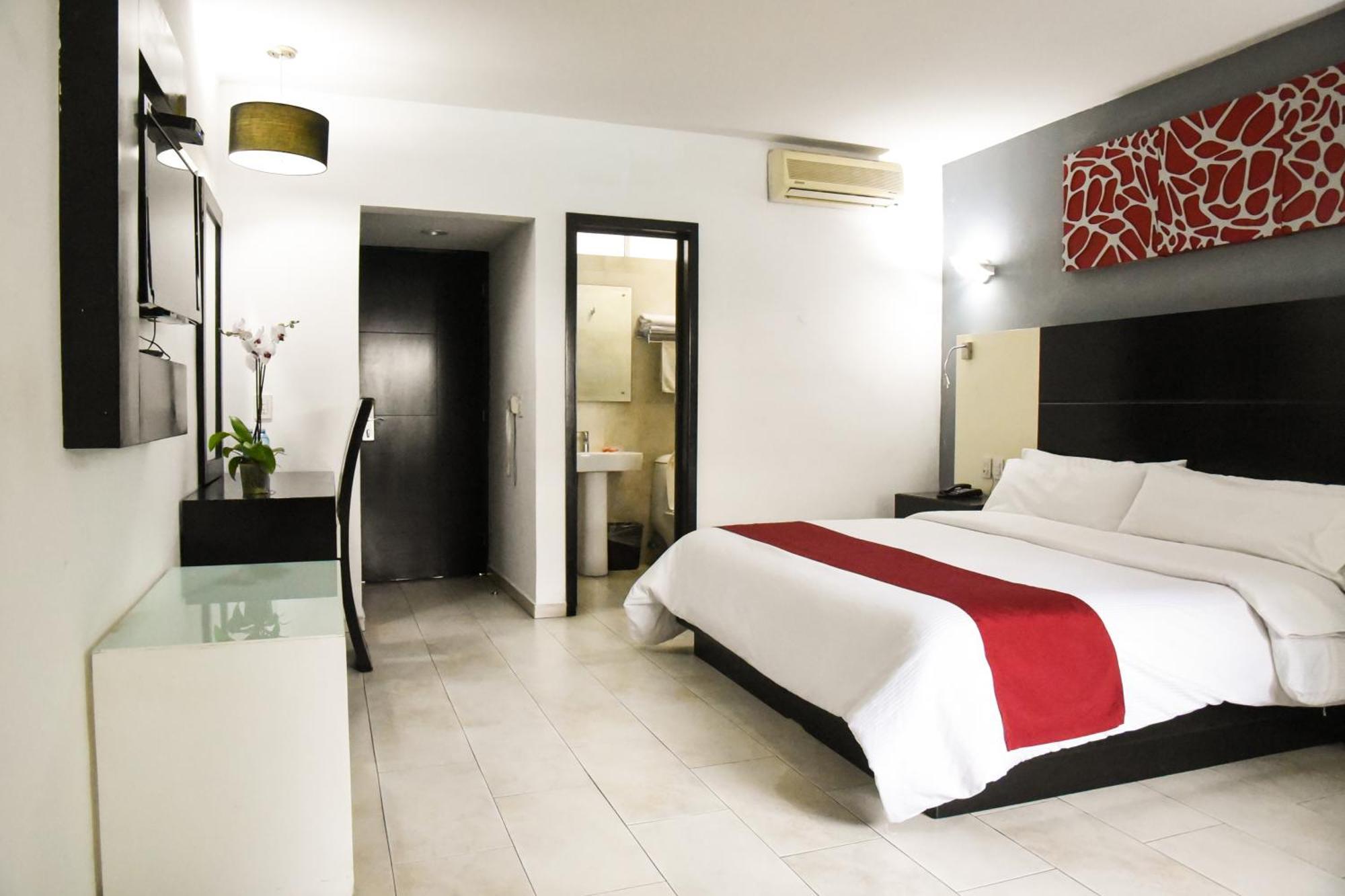 Hotel Expo Plaza Business And Family Guadalajara Zapopan Exterior photo