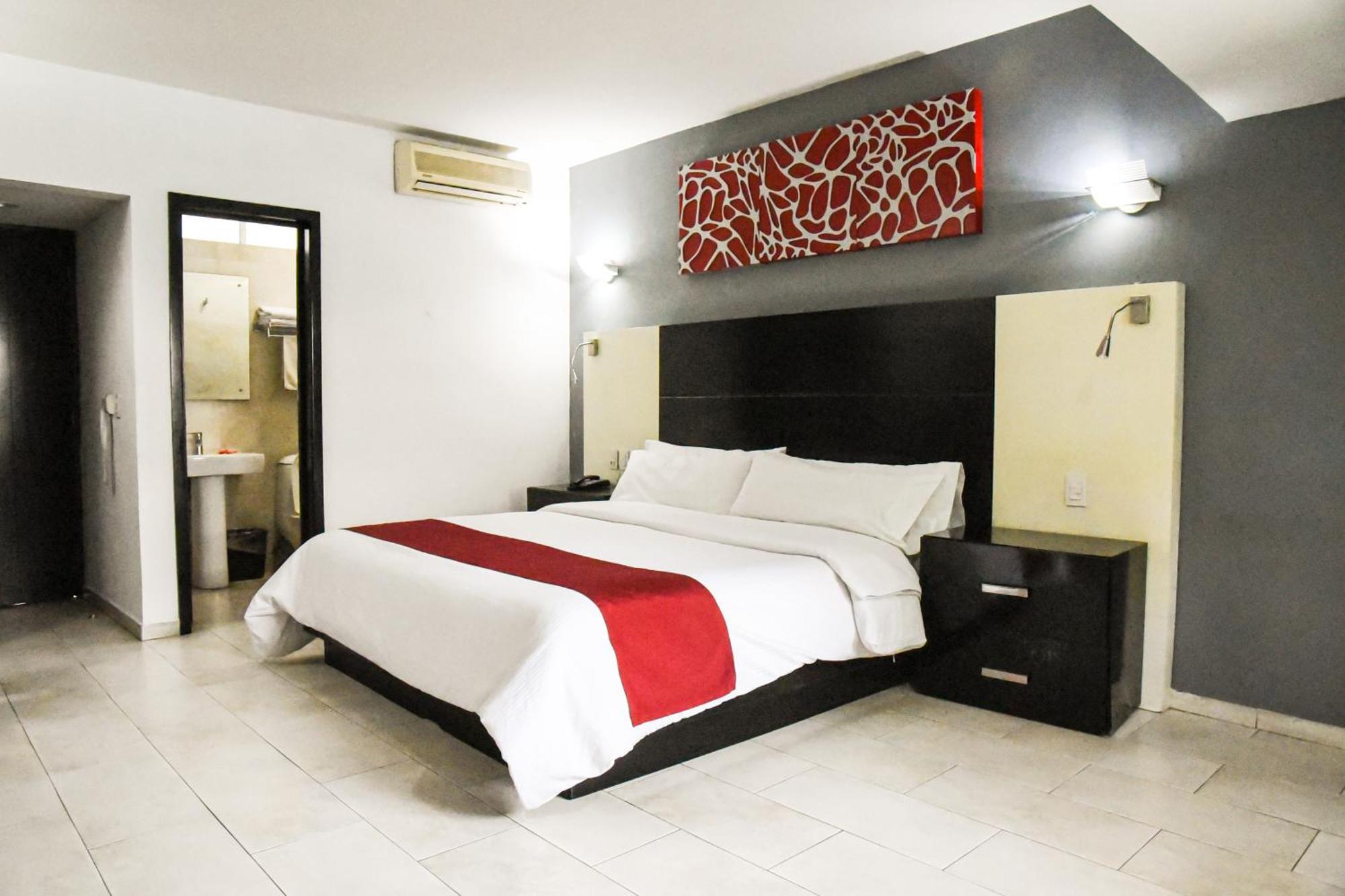 Hotel Expo Plaza Business And Family Guadalajara Zapopan Exterior photo