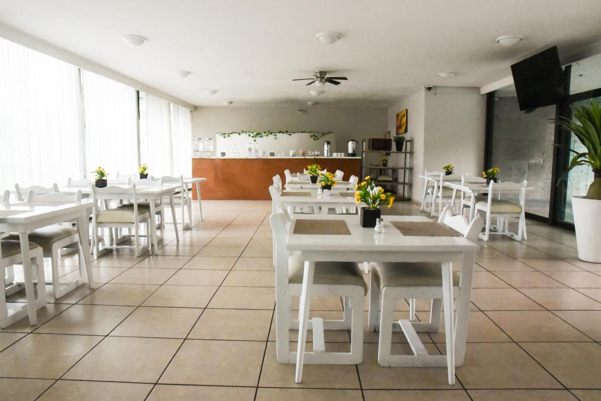 Hotel Expo Plaza Business And Family Guadalajara Zapopan Exterior photo