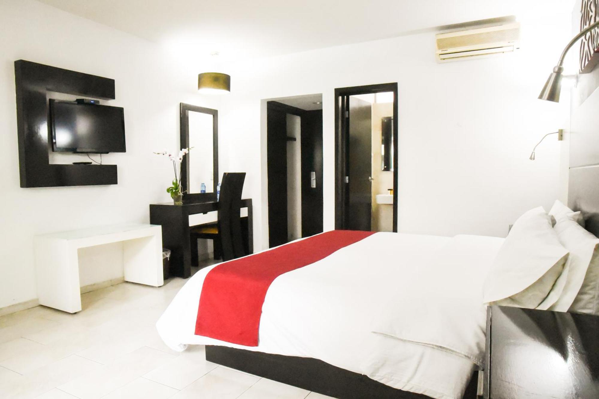 Hotel Expo Plaza Business And Family Guadalajara Zapopan Exterior photo