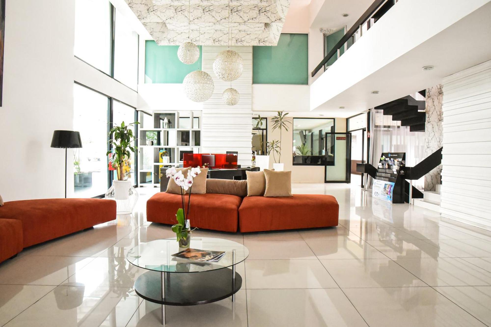 Hotel Expo Plaza Business And Family Guadalajara Zapopan Exterior photo